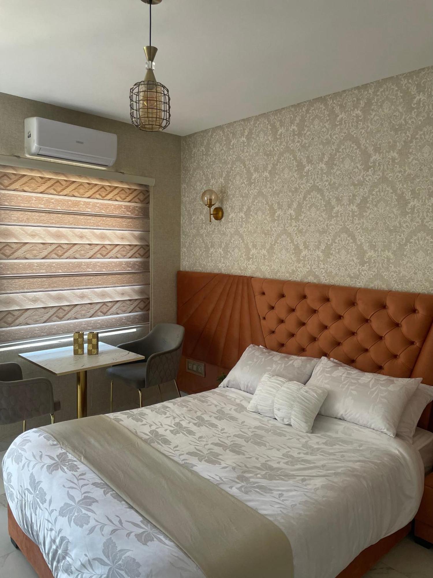 Hotel Golden Star Taounate Exteriör bild